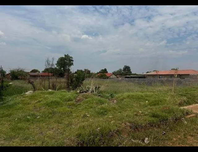 LAND FOR SALE IN WELGEDACHT
